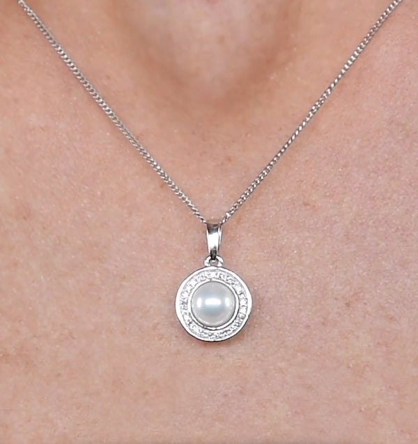 Pearl and Diamond Halo Stellato Pendant Necklace in 9K White Gold